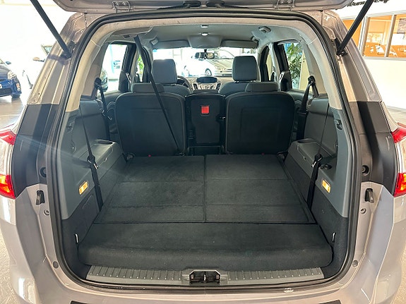 Ford Grand C-MAX 5 of 5