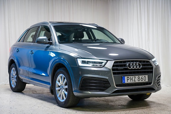 Audi Q3 3 of 5