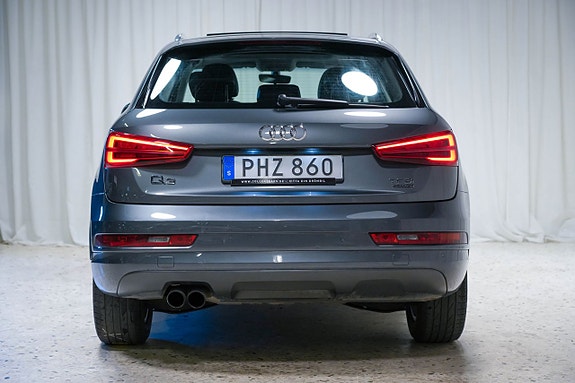 Audi Q3 6 of 16