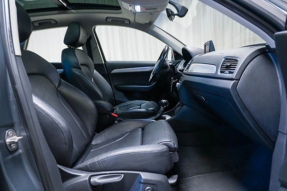 Audi Q3 12 of 16