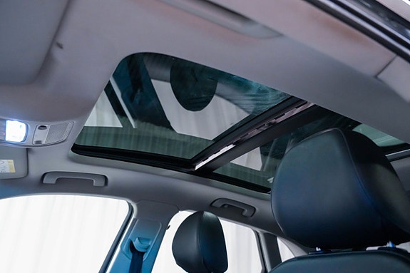 Audi Q3 9 of 16