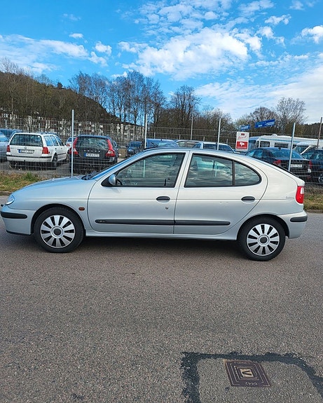 Renault Megane I 7 of 17
