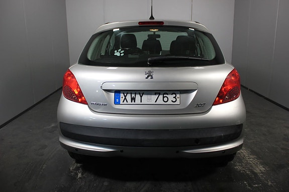 Peugeot 207 6 of 14