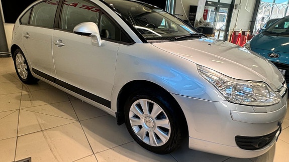 Citroen C4 13 of 15