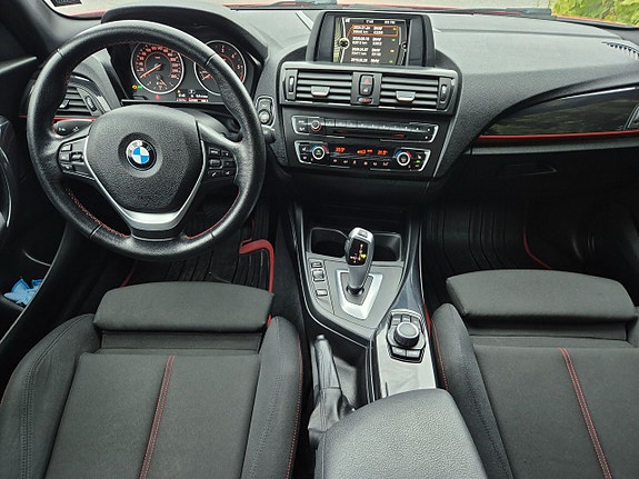 BMW 118d 7 of 12