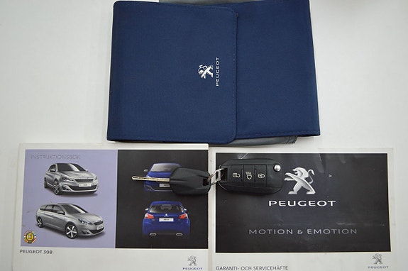Peugeot 308 SW 23 of 23