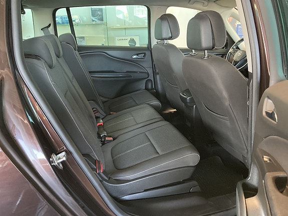 Opel Zafira Tourer 9 of 15