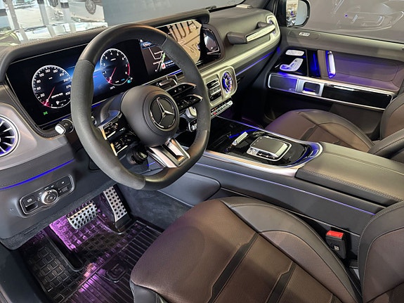 Mercedes-Benz G63 3 of 11