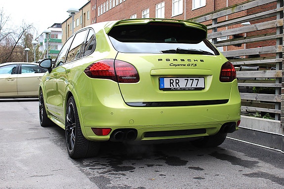 Porsche Cayenne GTS 12 of 25