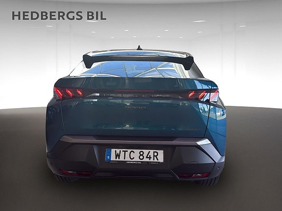 Peugeot 3008 2 of 5