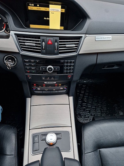 Mercedes-Benz E350 20 of 27