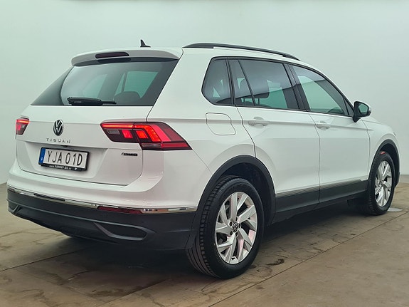 Volkswagen Tiguan 6 of 23
