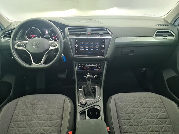 Volkswagen Tiguan 19 of 23