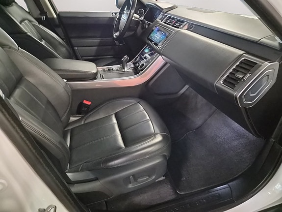 Land Rover Range Rover Sport 11 of 22