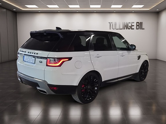 Land Rover Range Rover Sport 5 of 22