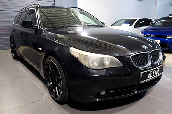 BMW 530d 3 of 5