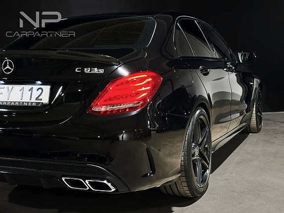 Mercedes-Benz AMG GT 63 S 18 of 30