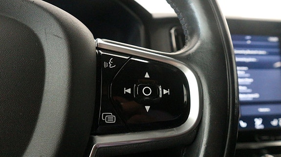 Volvo S90 24 of 29