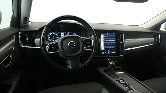 Volvo S90 8 of 29