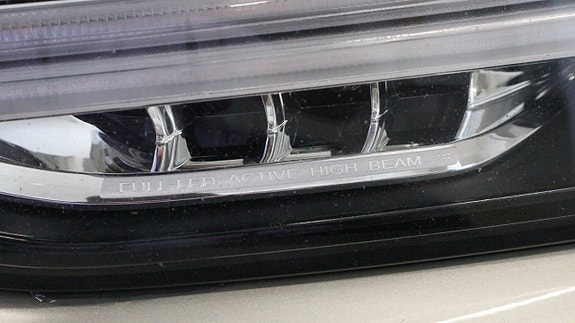 Volvo S90 28 of 29