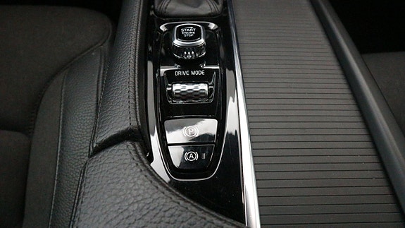 Volvo S90 22 of 29