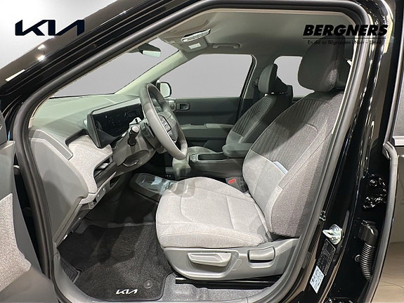 Kia EV3 8 of 15