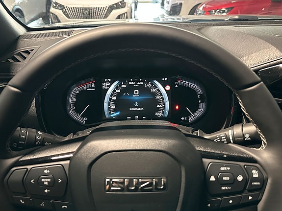 Isuzu D-max 12 of 18