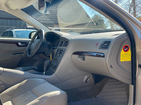 Volvo S60 7 of 7