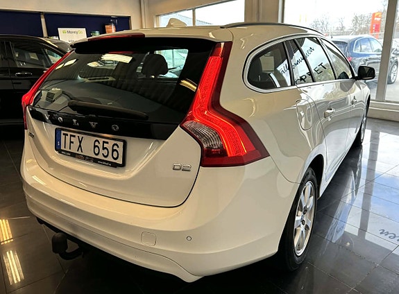 Volvo V60 5 of 21