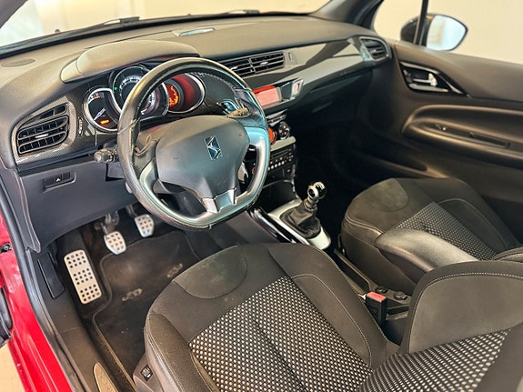 Citroen DS3 9 of 14