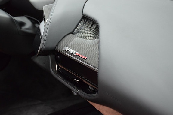 Ferrari SF90 Spider 28 of 29