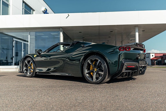 Ferrari SF90 Spider 13 of 29