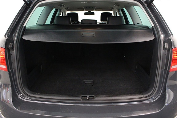 Volkswagen Passat 27 of 27