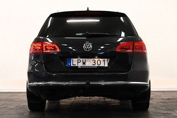 Volkswagen Passat 7 of 27