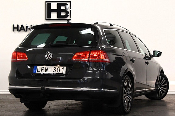 Volkswagen Passat 6 of 27