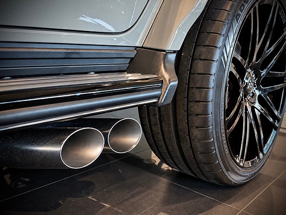 Mercedes-Benz G63 9 of 28