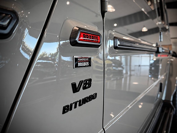 Mercedes-Benz G63 12 of 28