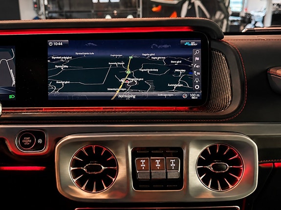Mercedes-Benz G63 27 of 28