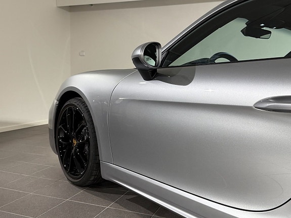 Porsche Cayman 7 of 22