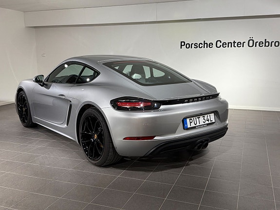 Porsche Cayman 4 of 5