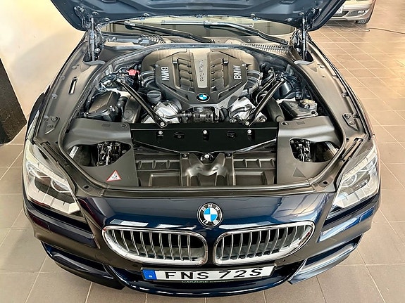 BMW 650i 25 of 29