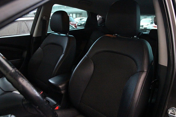 Hyundai ix35 16 of 16