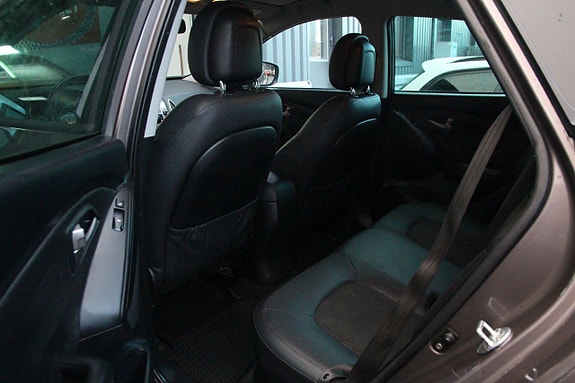 Hyundai ix35 13 of 16