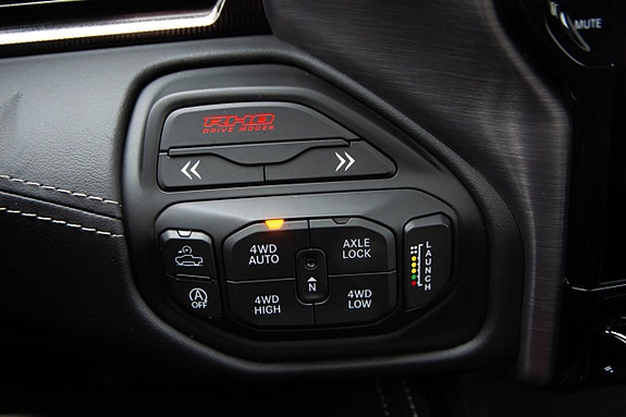 Dodge RAM 1500 11 of 13