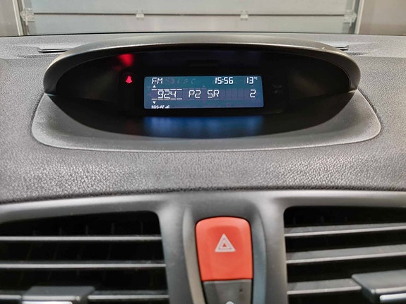 Renault Megane 13 of 19
