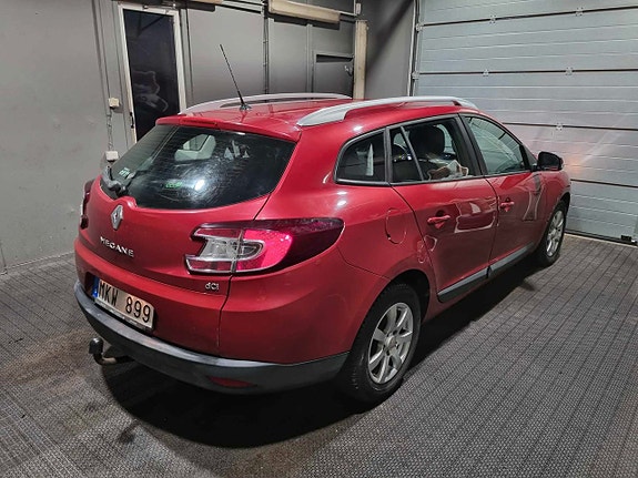 Renault Megane III 4 of 5