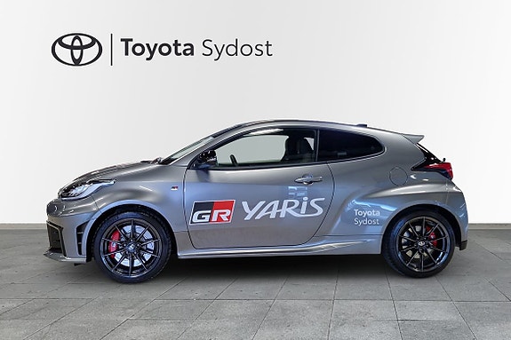 Toyota Yaris 4 of 21