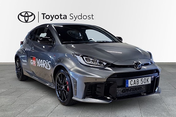 Toyota Yaris 21 of 21