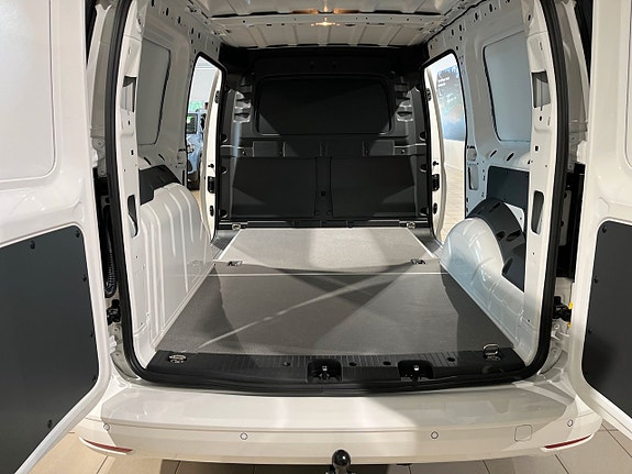 Volkswagen Caddy Maxi 11 of 14