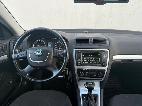 Skoda Octavia Scout 9 of 12